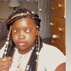 Meet your Posher, Taylor